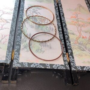 2 brown bracelets 6 inch 1 brass color, twisted bracelet, 6 1/16